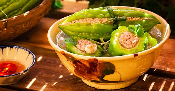 Cách Trồng Khổ Qua Đón Tết Sai Nhiều Quả: Lịch Gieo, Chăm Sóc Và Thu Hoạch Cách Trồng Khổ Qua Đón Tết Sai Nhiều Quả: Lịch Gieo, Chăm Sóc Và Thu Hoạch